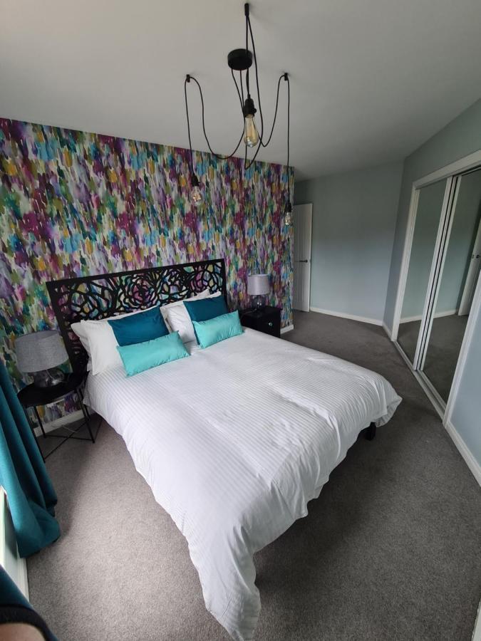 Eden Apartment, オーバン エクステリア 写真